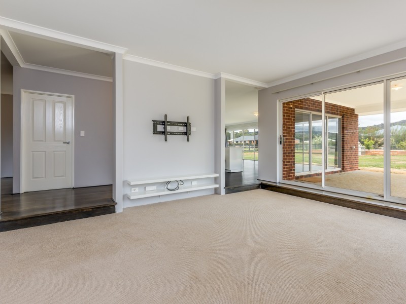 19 Todman Grove, Darling Downs WA 6122