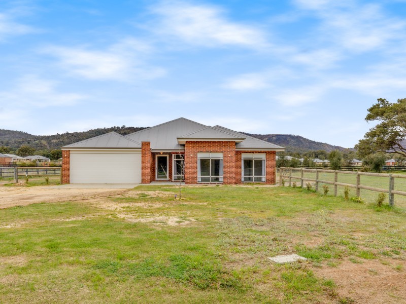19 Todman Grove, Darling Downs WA 6122