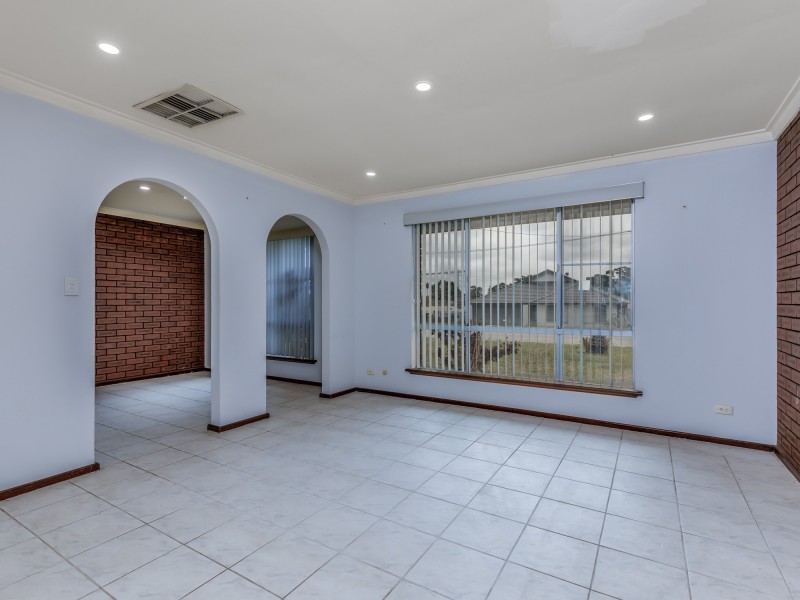 21 Partridge Way, Thornlie WA 6108