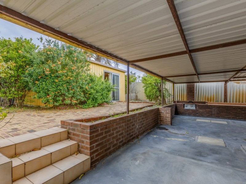 21 Partridge Way, Thornlie WA 6108