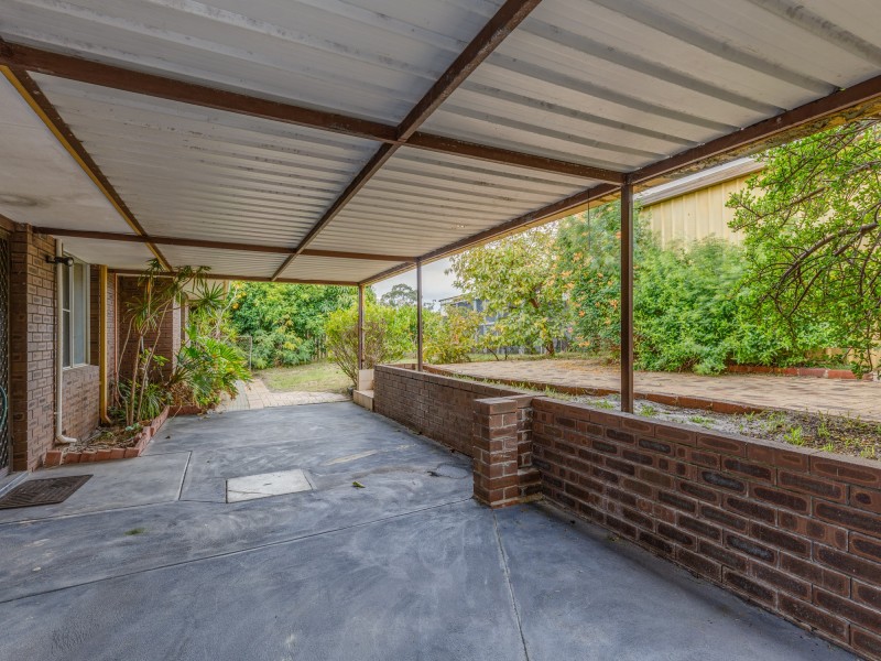 21 Partridge Way, Thornlie WA 6108