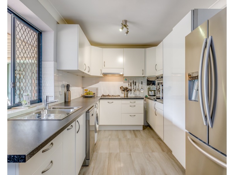 43 Huggins Road, Thornlie WA 6108