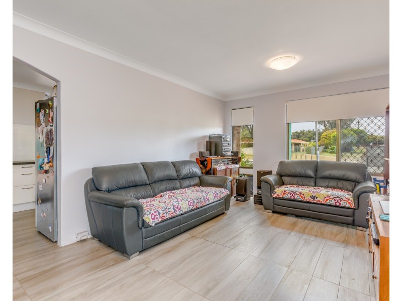 43 Huggins Road, Thornlie WA 6108