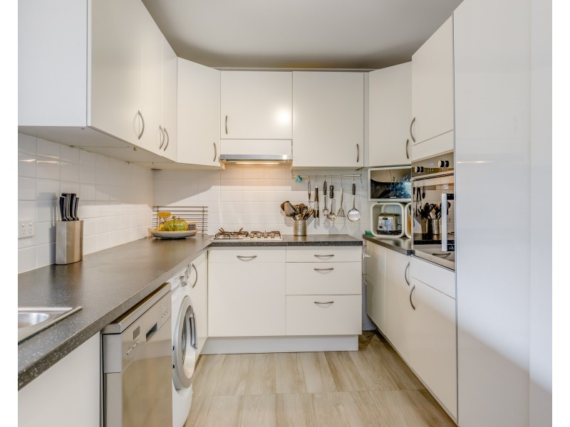 43 Huggins Road, Thornlie WA 6108