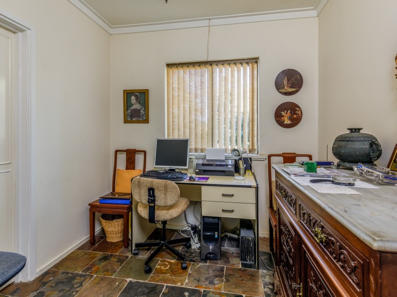 108 Mundaring Weir Road, Kalamunda WA 6076