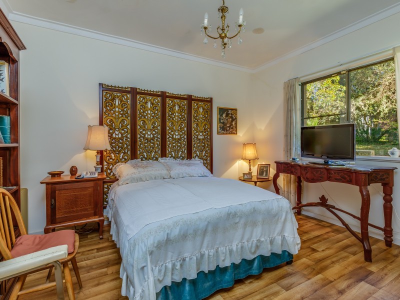 108 Mundaring Weir Road, Kalamunda WA 6076