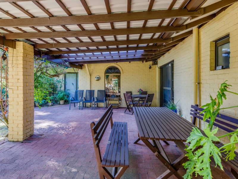 108 Mundaring Weir Road, Kalamunda WA 6076