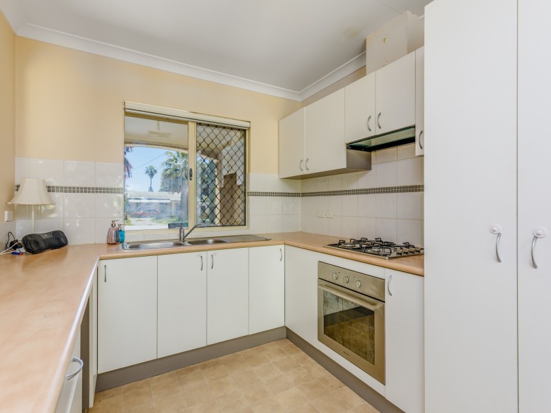3B Oswald Street, Coolbellup WA 6163