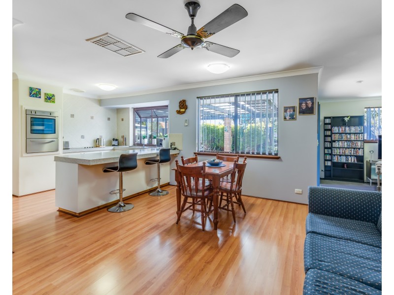 34 Rusthall Way, Huntingdale WA 6110