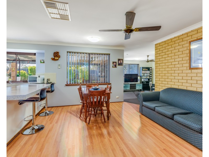 34 Rusthall Way, Huntingdale WA 6110