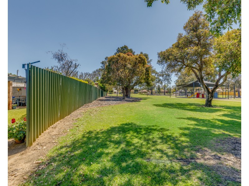 34 Rusthall Way, Huntingdale WA 6110