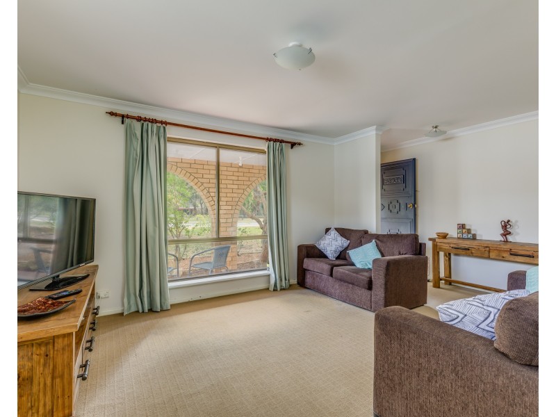 13 Baron Way, Gosnells WA 6110