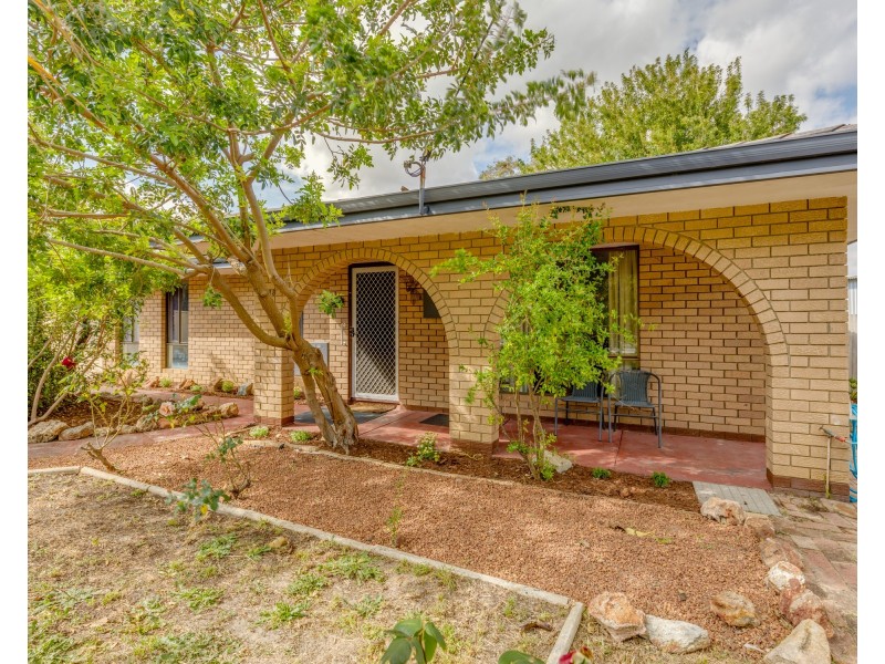 13 Baron Way, Gosnells WA 6110