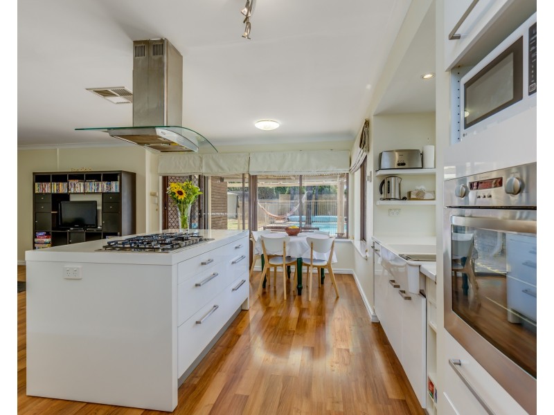 9 Daxter Street, Thornlie WA 6108