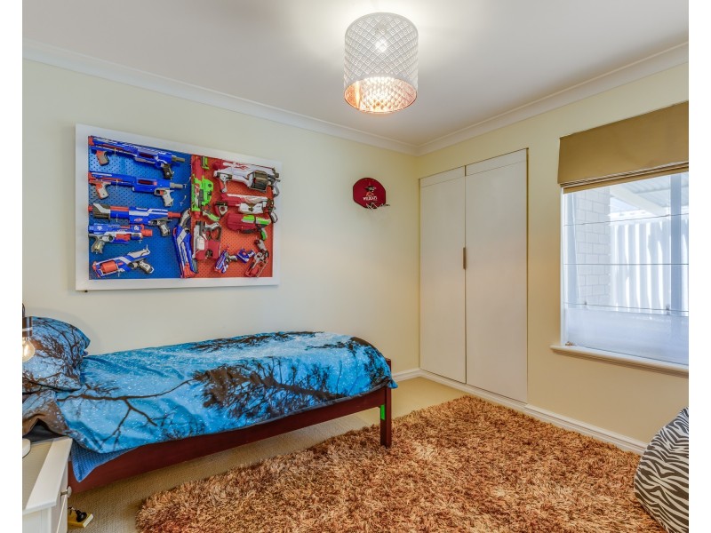 9 Daxter Street, Thornlie WA 6108