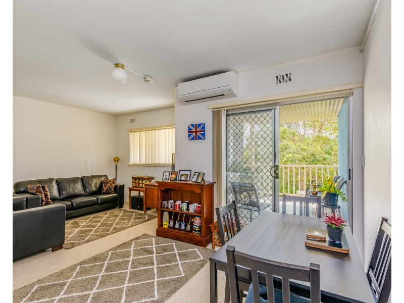 4/21 Fennager Way, Calista WA 6167