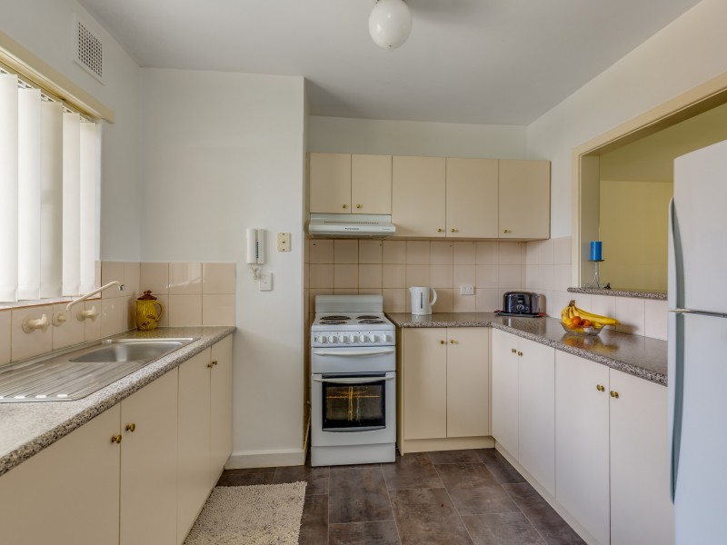 4/21 Fennager Way, Calista WA 6167