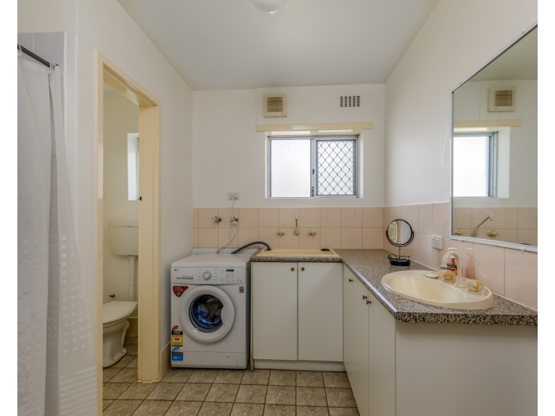 4/21 Fennager Way, Calista WA 6167