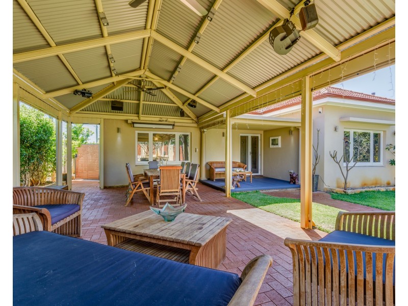 63 Simper Street, Wembley WA 6014