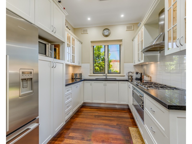 63 Simper Street, Wembley WA 6014