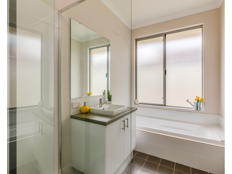 20 Camballin Street, Harrisdale WA 6112