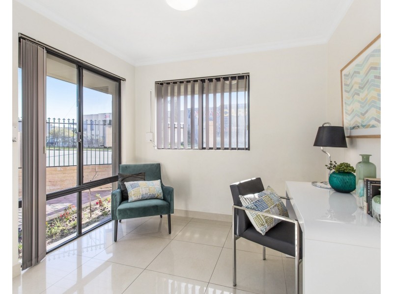 1A Brindley Street, Belmont WA 6104