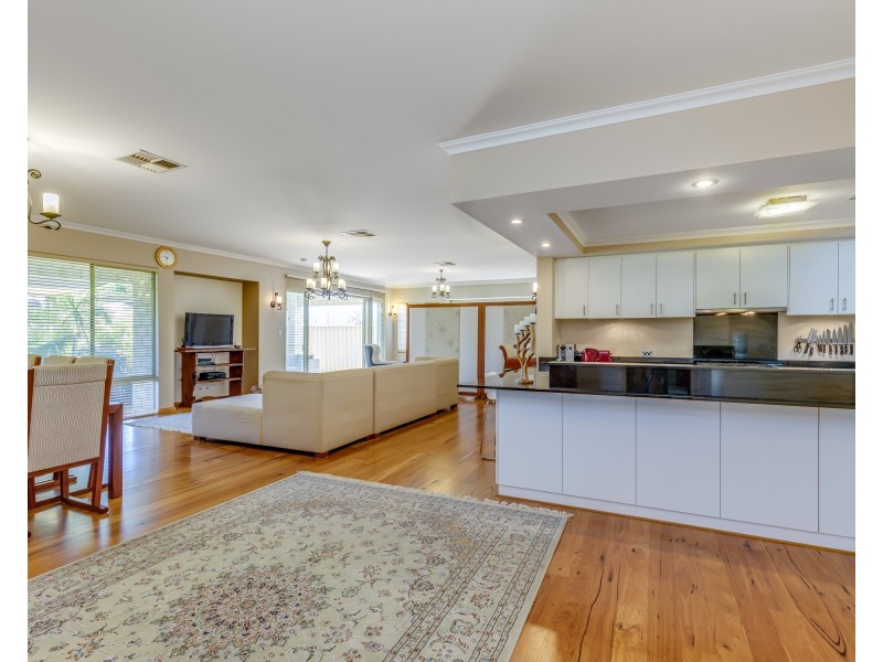 85 Gibbs Road, Atwell WA 6164