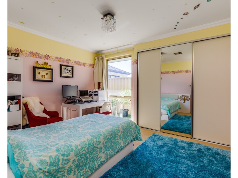 85 Gibbs Road, Atwell WA 6164