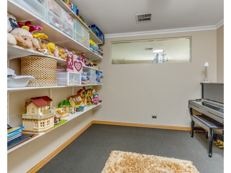 85 Gibbs Road, Atwell WA 6164