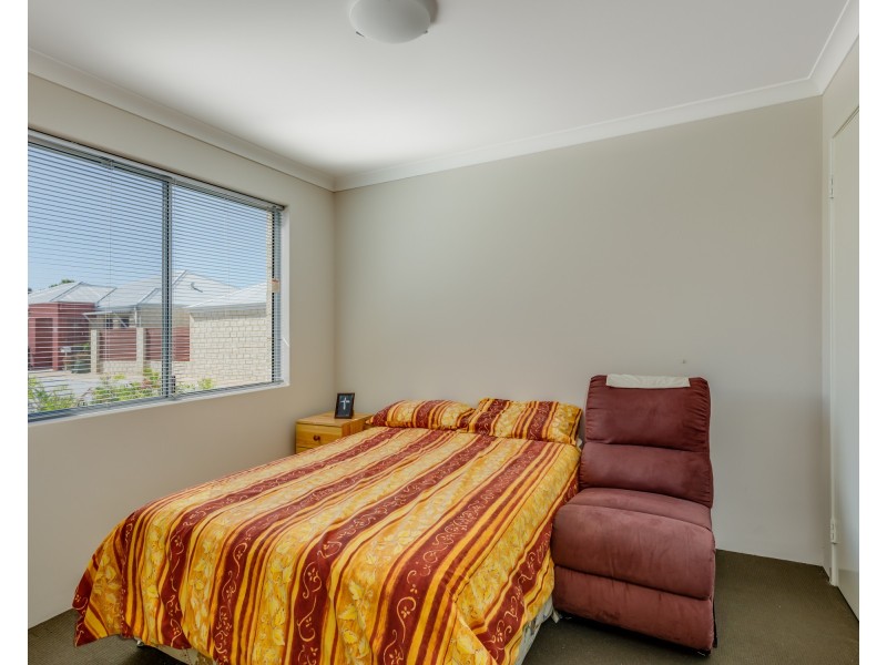 19/4 Jacana Parade, Ballajura WA 6066