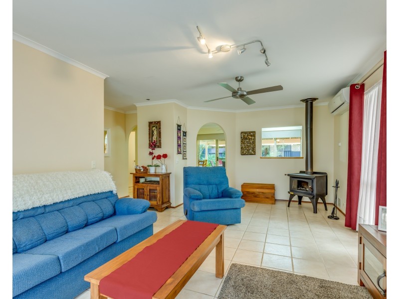 29 McNamara Drive, Thornlie WA 6108