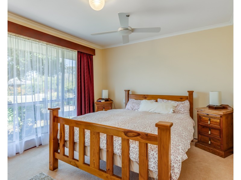 29 McNamara Drive, Thornlie WA 6108