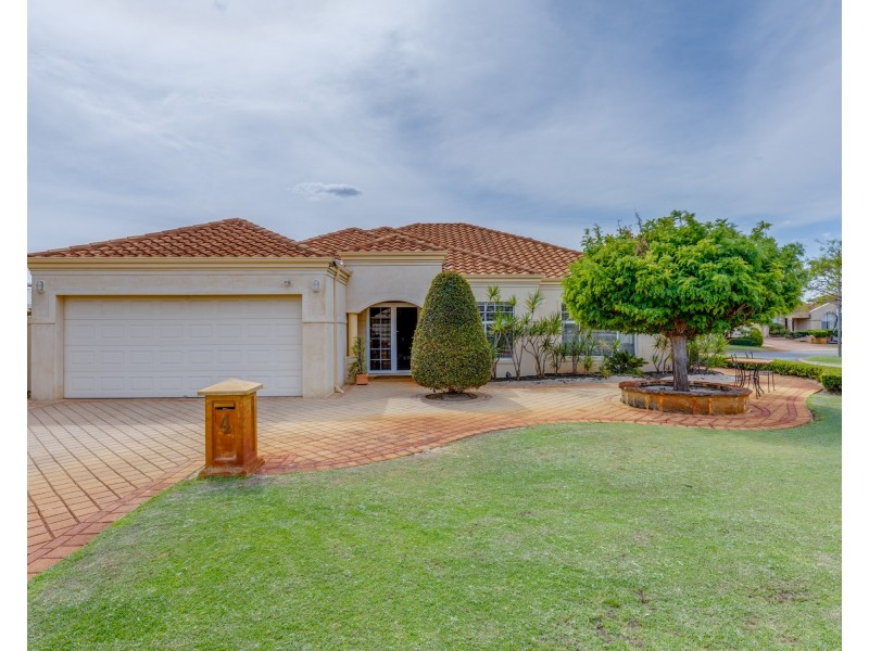 4 Baychester Circle, Canning Vale WA 6155