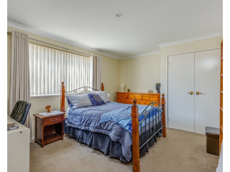 4 Baychester Circle, Canning Vale WA 6155