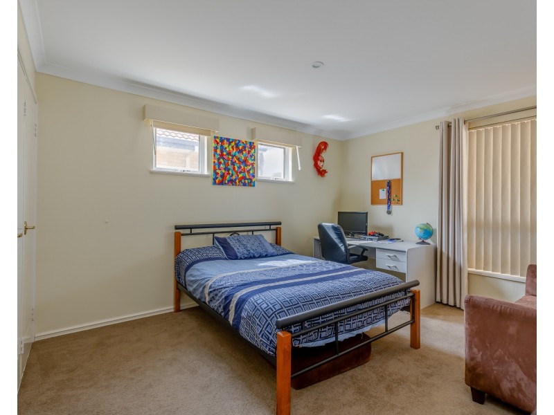 4 Baychester Circle, Canning Vale WA 6155