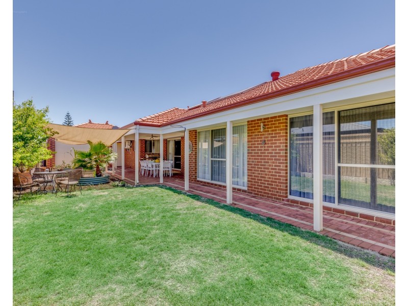 2 Bering Promenade, Canning Vale WA 6155