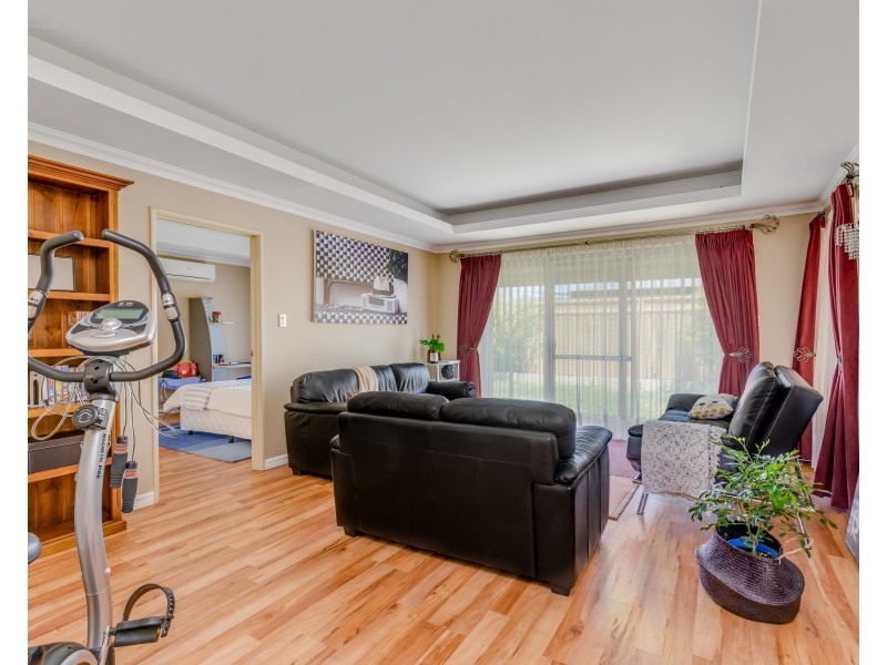 2 Bering Promenade, Canning Vale WA 6155