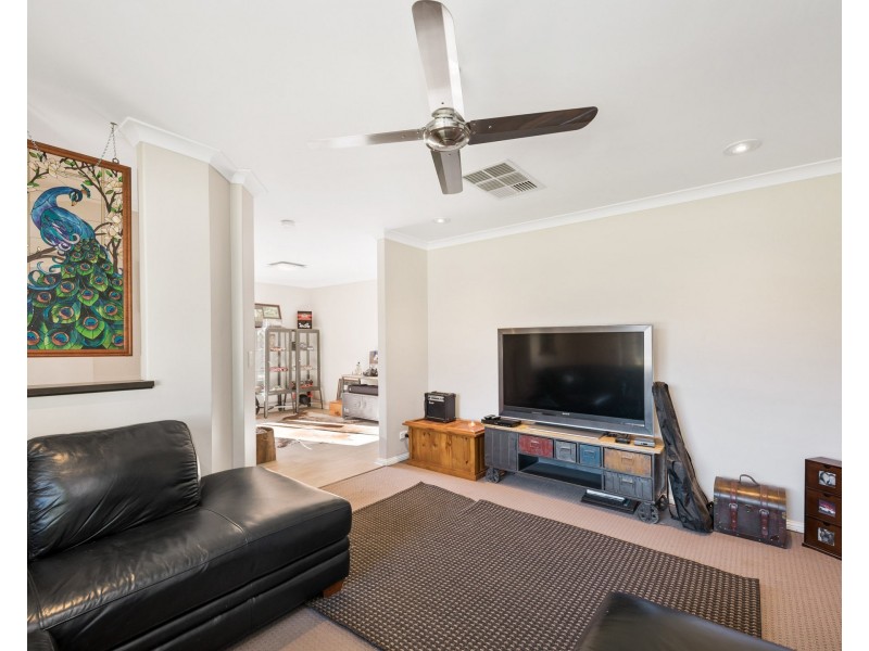 12 Brunswick Road, Thornlie WA 6108