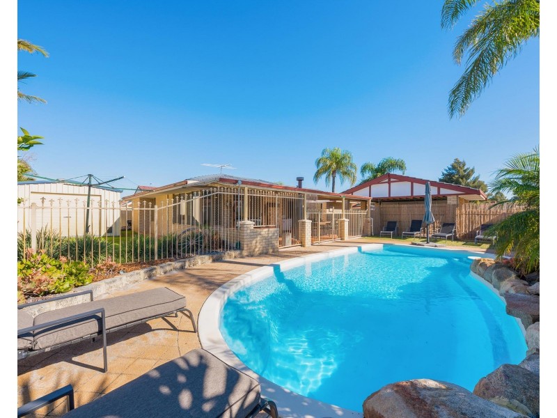 12 Brunswick Road, Thornlie WA 6108