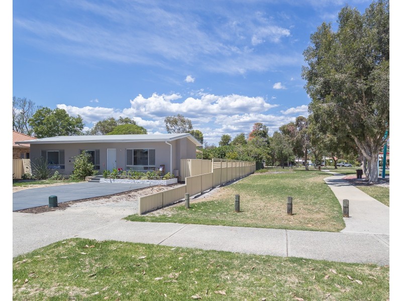 12A Wicklow Street, Thornlie WA 6108