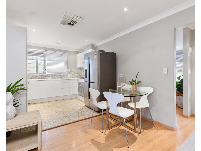 36 Lorikeet Way, Gosnells WA 6110