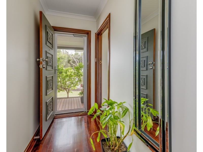 33 Martha Street, Beaconsfield WA 6162