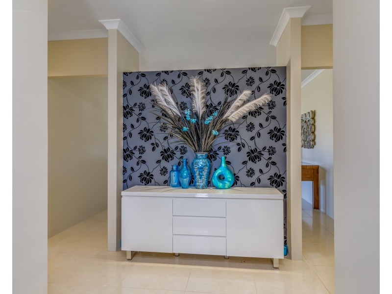 27 Pipeline Boulevard, Piara Waters WA 6112