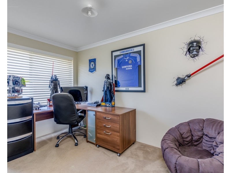 27 Pipeline Boulevard, Piara Waters WA 6112