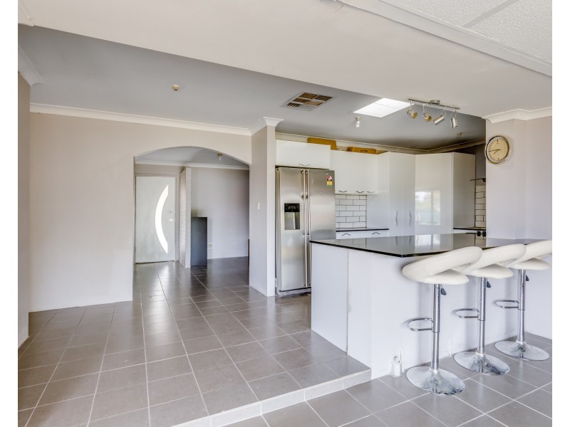 11 Rupert Street, Armadale WA 6112