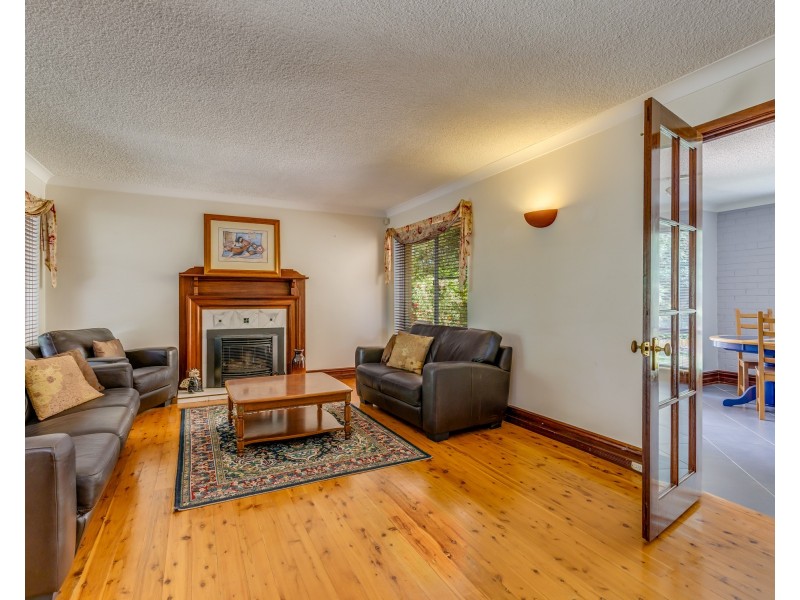 8 Hume Road, Thornlie WA 6108