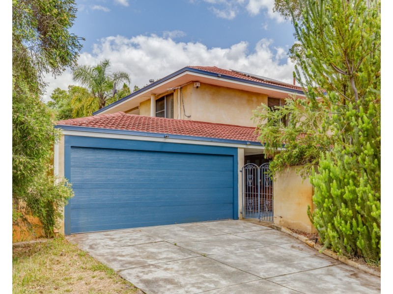 8 Hume Road, Thornlie WA 6108