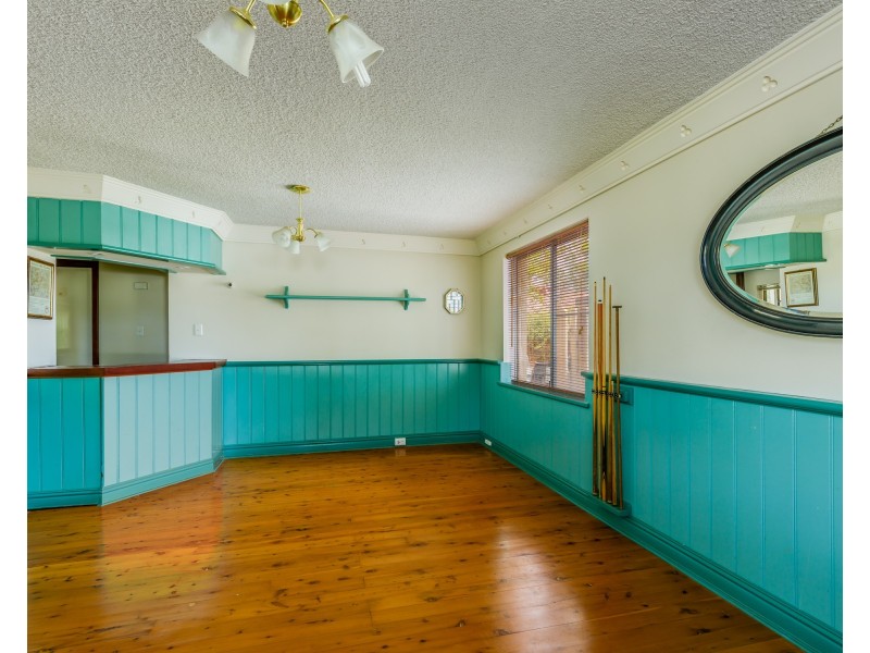 8 Hume Road, Thornlie WA 6108