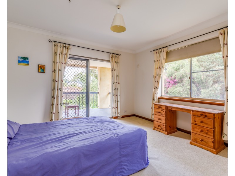 8 Hume Road, Thornlie WA 6108