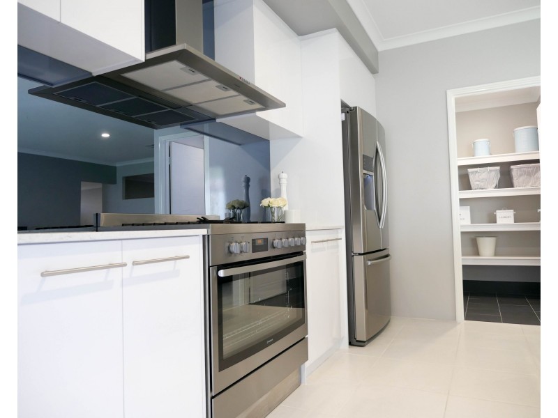 58 Torwood Edge, Halls Head WA 6210